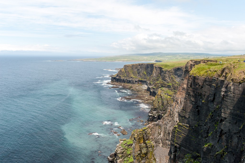 Die Cliffs of Moher Richtung Doolin